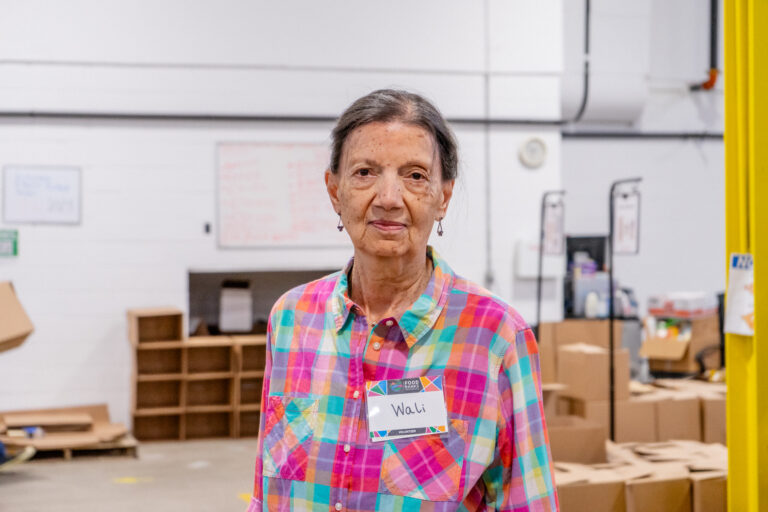 Wali Food Sorting Volunteer Spotlight